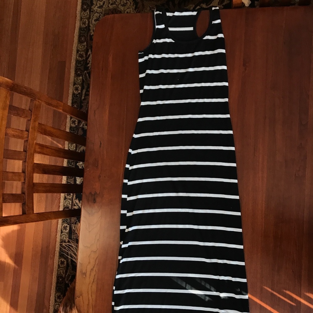 Basic stripped maxi